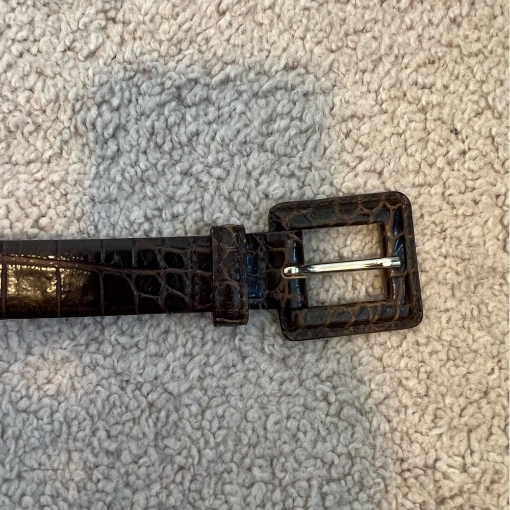 Tanner Women’s Brown Genuine Leather Belt Size Small‎